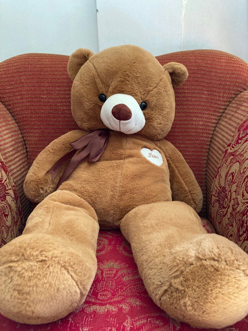 Big teddy store bear at game