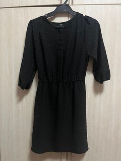 (Category: ) located in . Submitted by ag.closet (Listing ID 1245342404, Image 1). Description: .