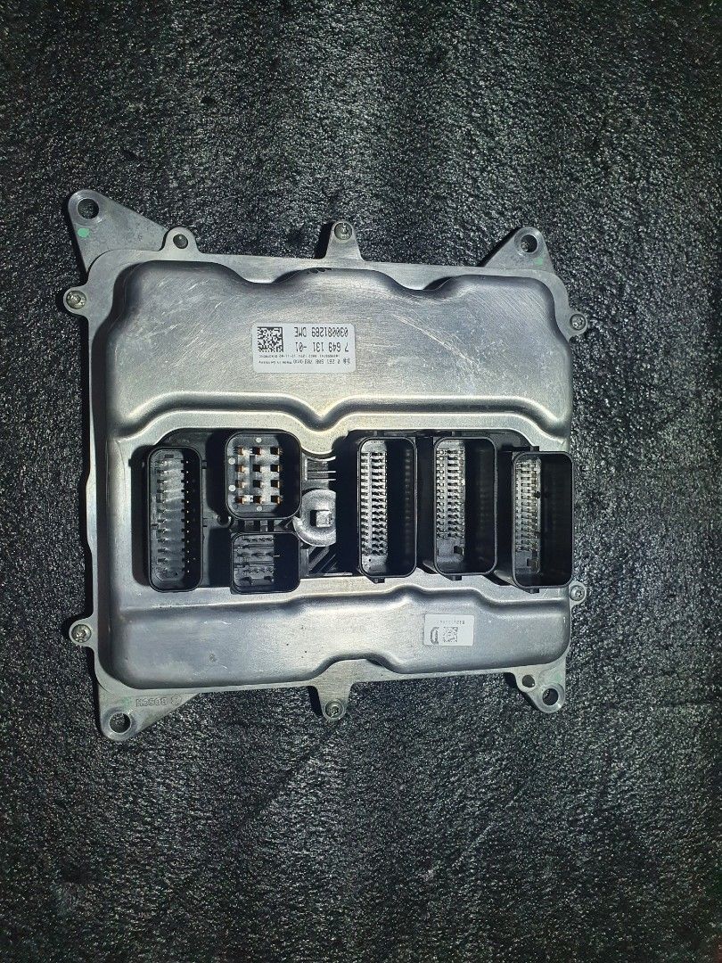 BMW F30 N20 DME ECU, Everything Else, Others on Carousell