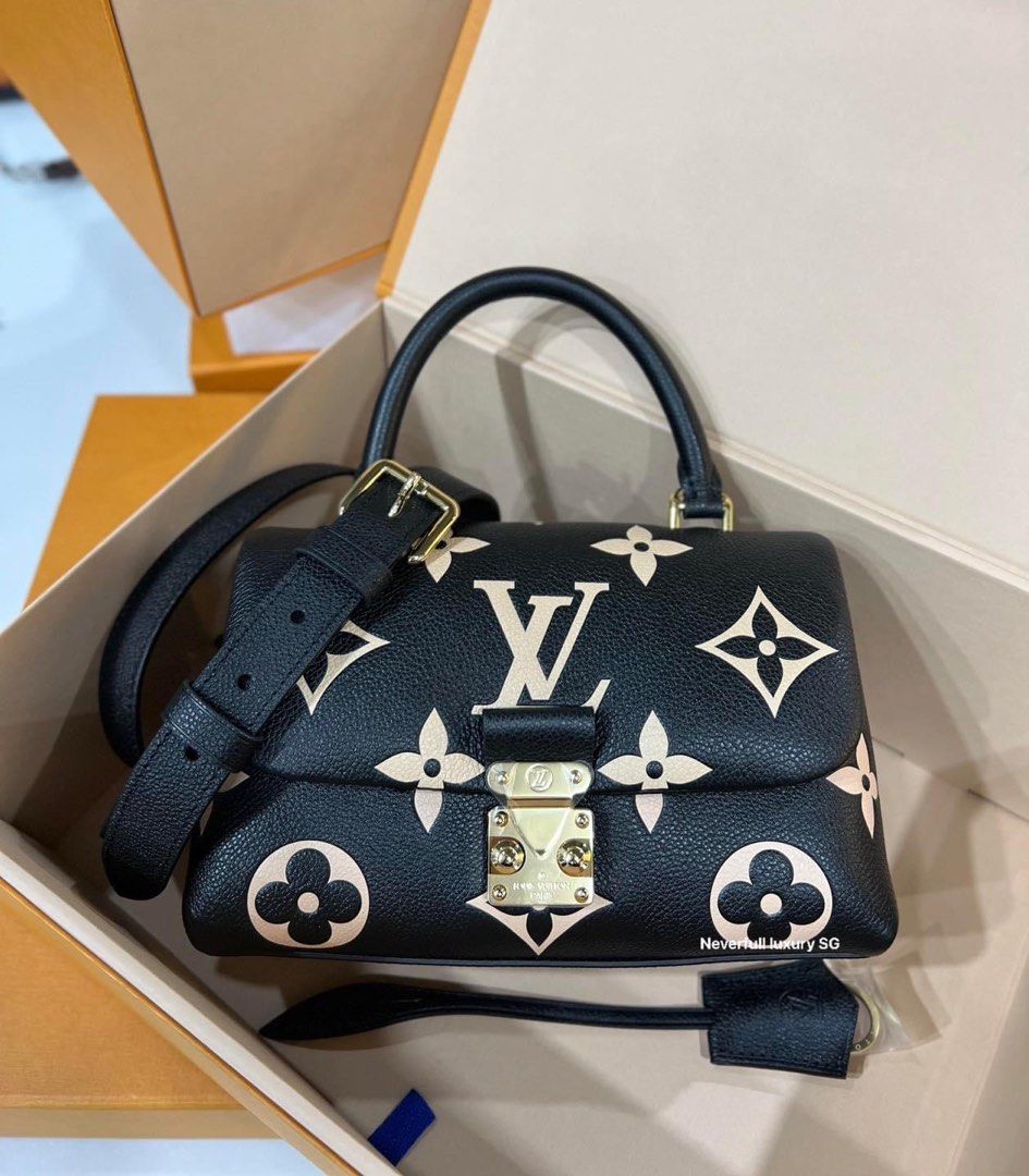 Noboad can ignore its pretty.👏👏Louis Vuitton madeleine BB.#Lv