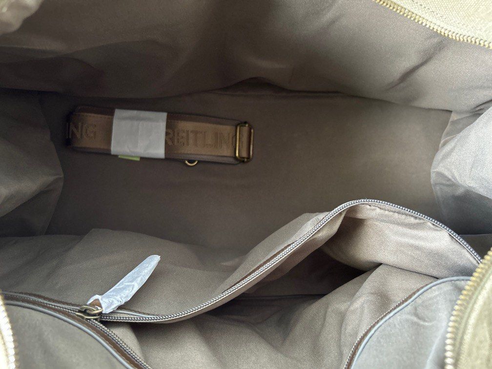 Breitling Weekender Bag, Luxury, Bags & Wallets on Carousell