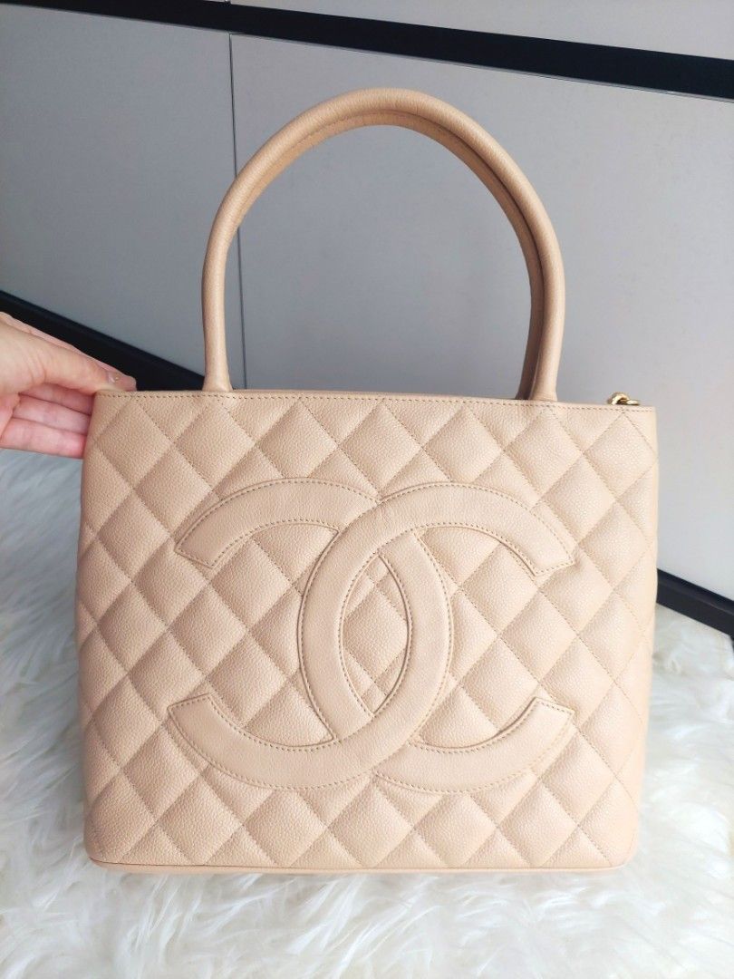 BEST PRICE Chanel Medallion Tote Caviar Bag