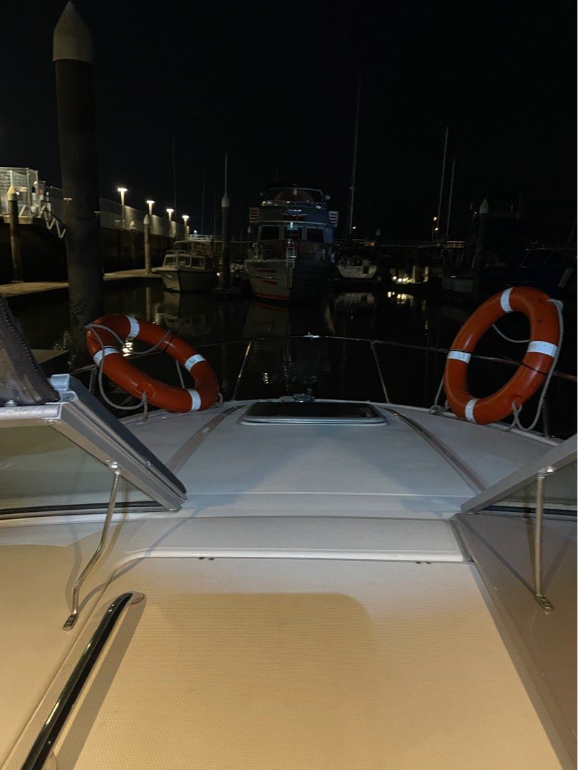 charter-service-on-a-yacht-cabin-cruiser-boat-lifestyle-services