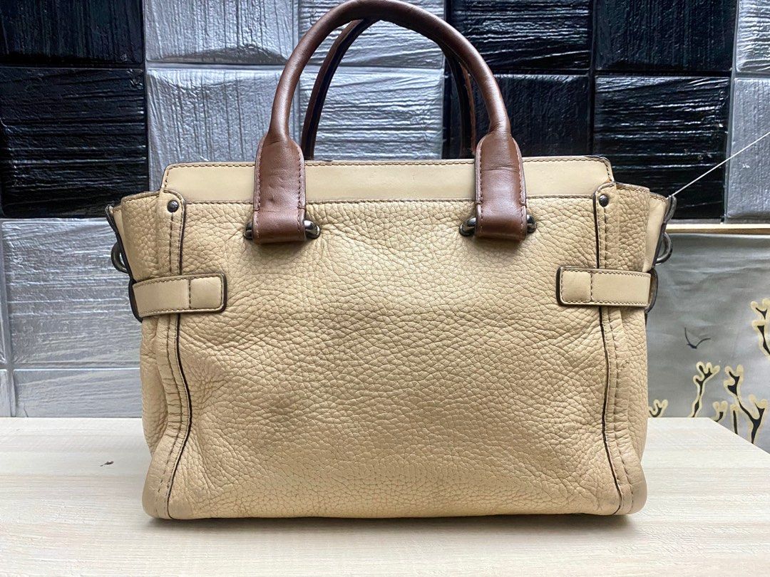 COACH SWAGGER Small Size Luxury Bags Wallets on Carousell