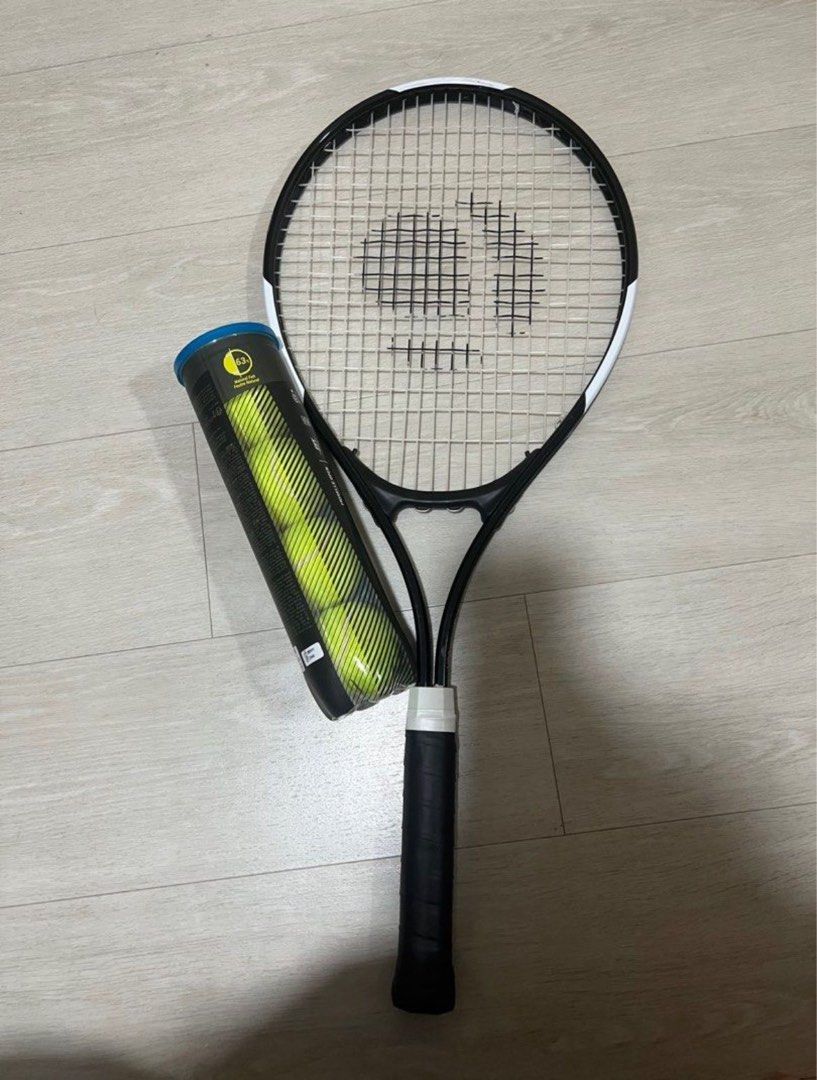 Decathlon Tennis racket tennis balls