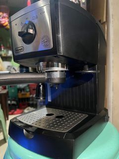 DeLonghi Coffee Espresso Machine