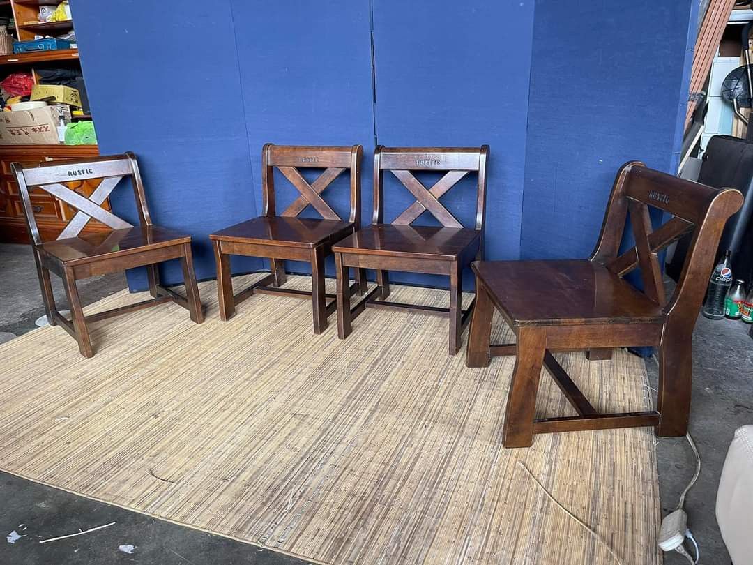 Dining Chairs on Carousell