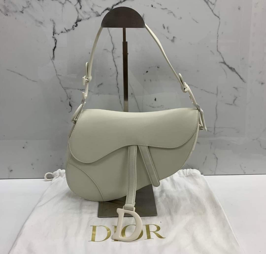 Dior Saddle Ultramatte White Shoulder Bag Condition 8.5 10 Comes with Dustbag