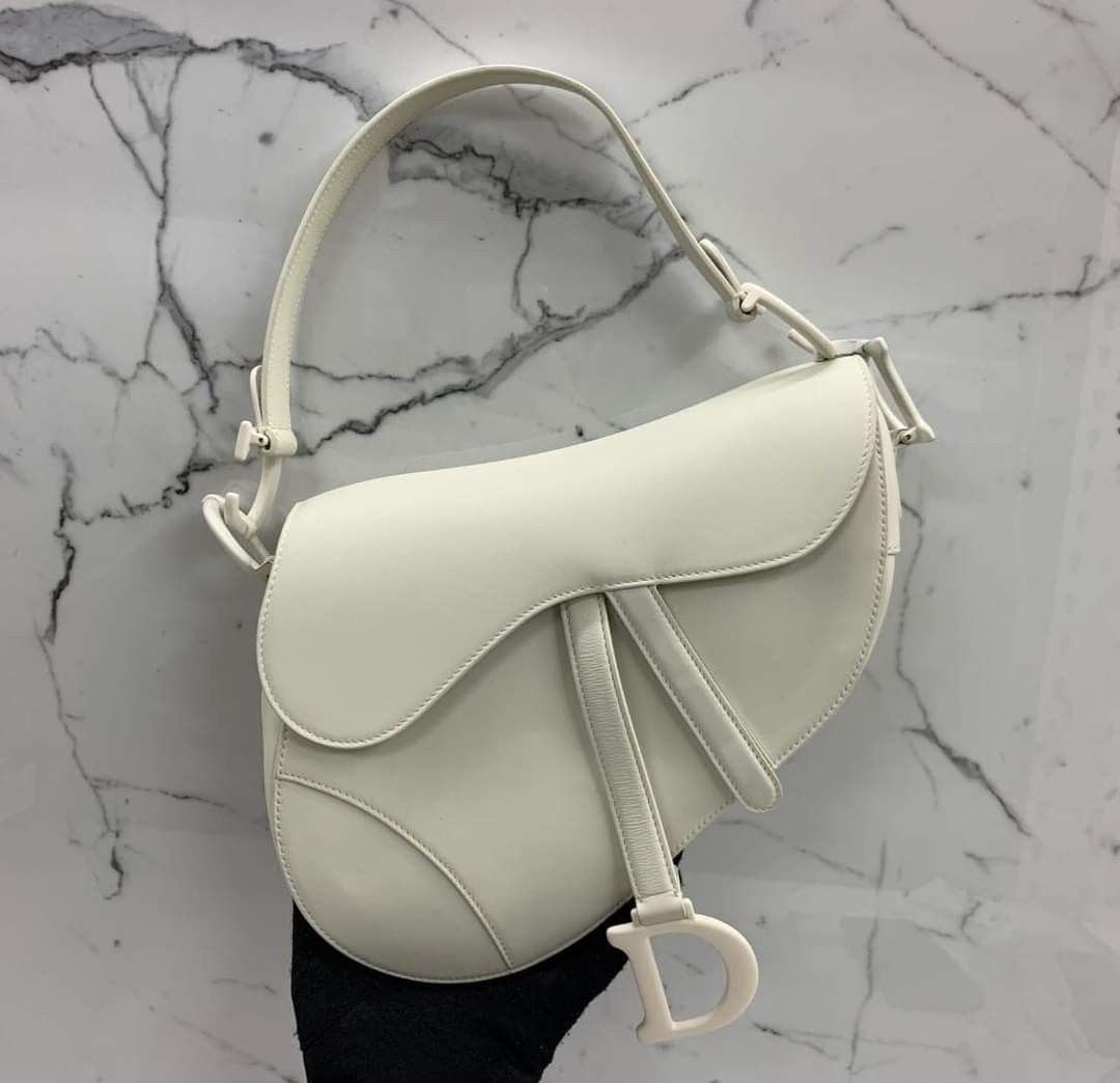 Dior Saddle Ultramatte White Shoulder Bag Condition 8.5 10 Comes with Dustbag
