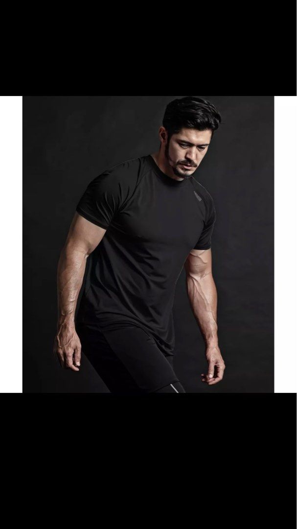 DRSKIN compression shirt Men s Fashion Activewear on Carousell