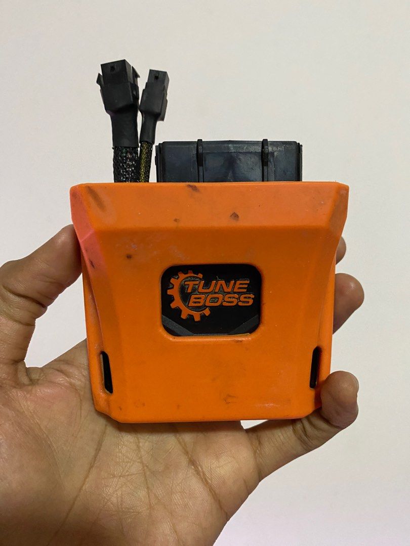 ECU & QUICKSHIFTER TUNEBOSS R15 V3, Auto Accessories on Carousell
