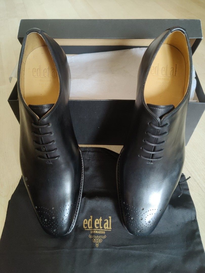 Mens black wholecut best sale shoes