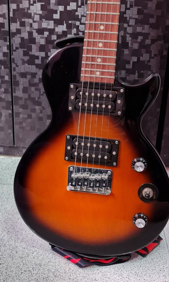 Epiphone Les Paul Express Electric Guitar, Vintage Sunburst, Hobbies