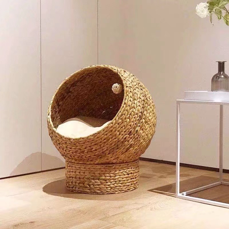 Esperanza elevated cat bed 2025