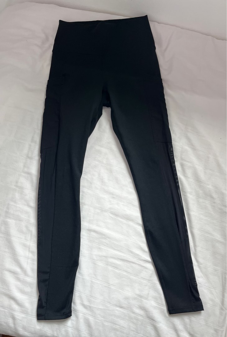 Fabletics power hold leggings, Women's Fashion, Activewear on