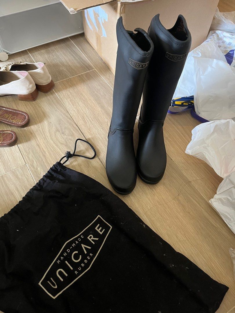 Unicare sales rain boots