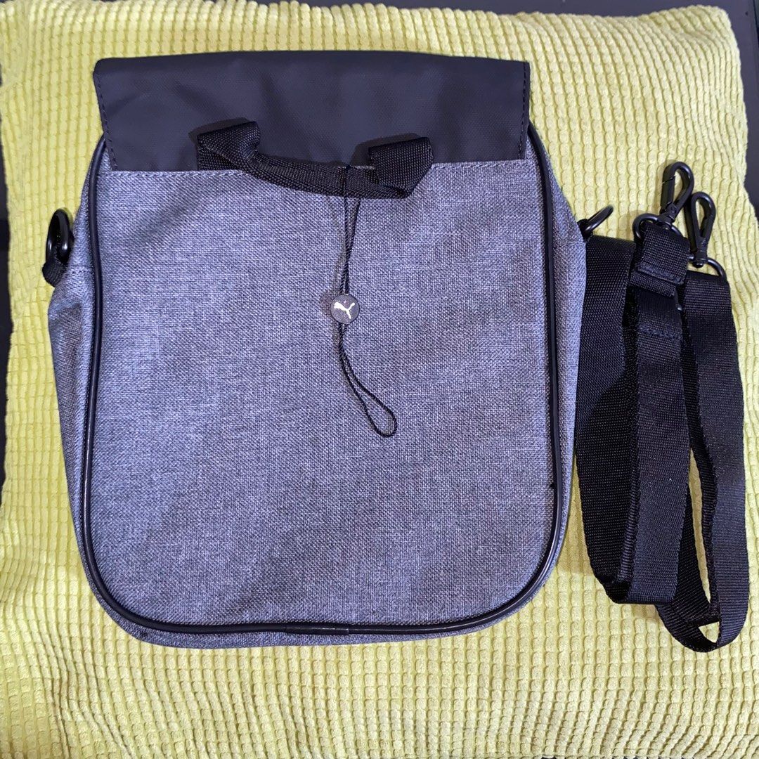 Oakere sling hotsell bag