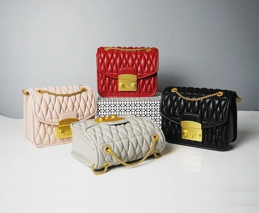 Furla on sale cometa bag