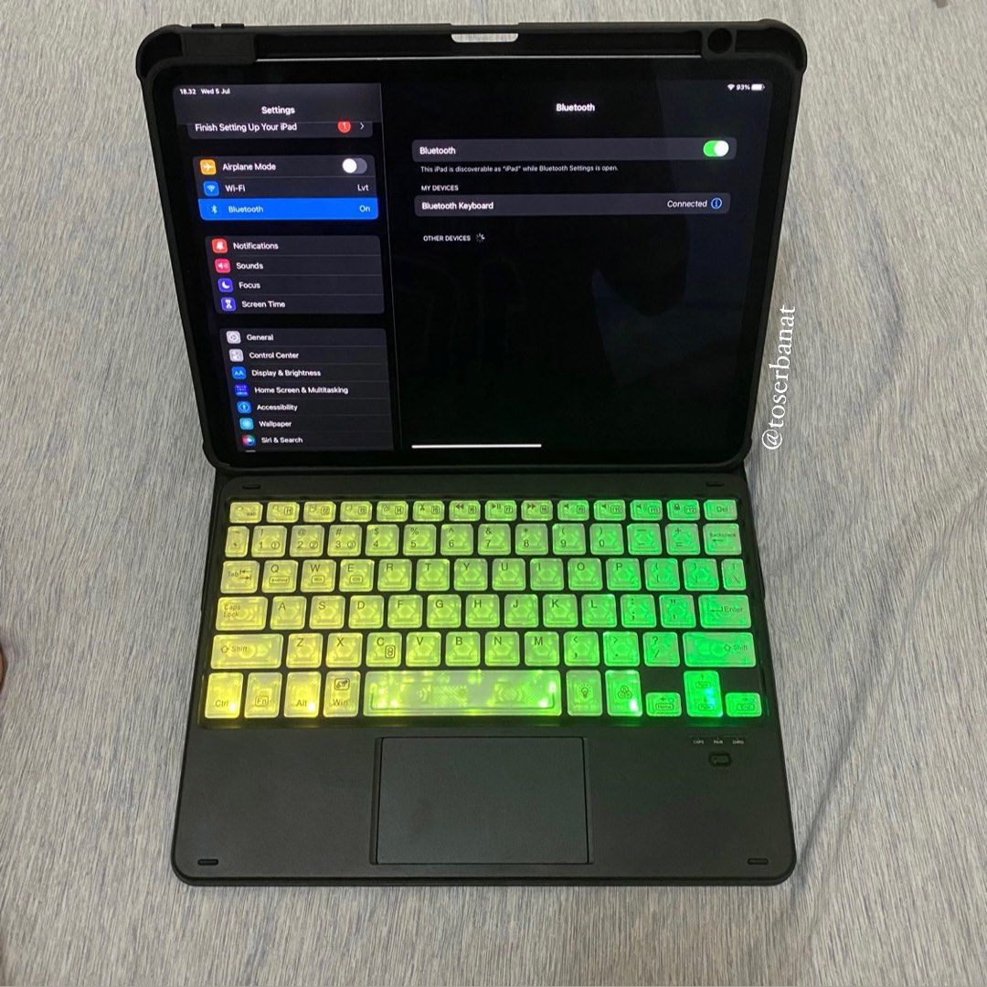 Goodojoq backlit keyboard ipad pro 11 inch 2018. 2019 2020 warna warni