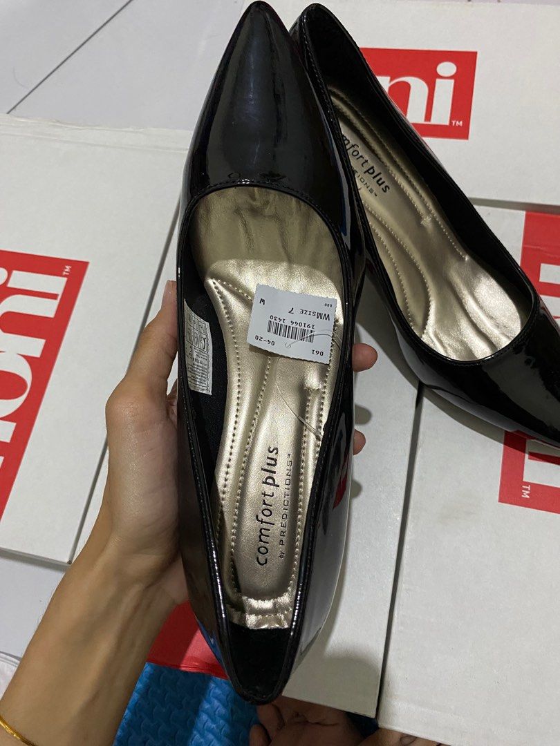 Heels Comfort Plus Payless Fesyen Wanita Sepatu di Carousell