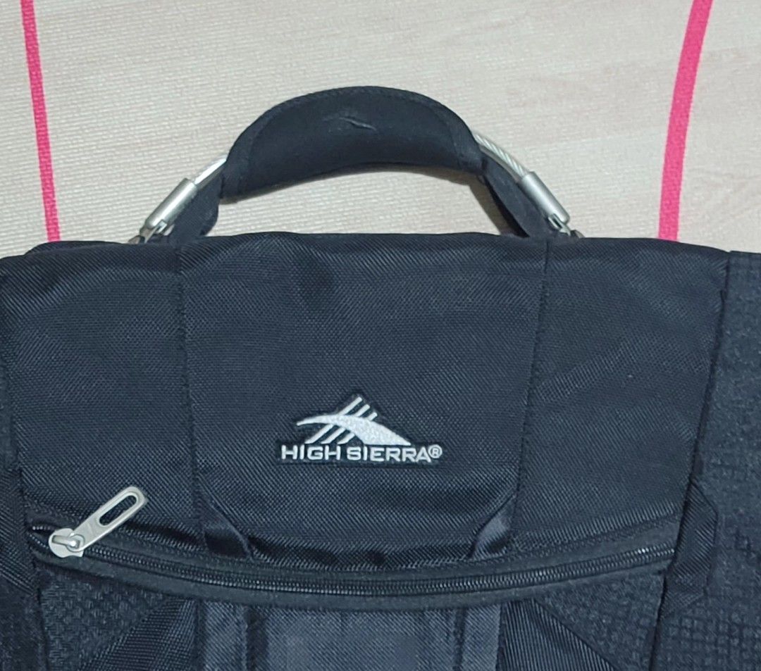 High sierra xbt tsa messenger store