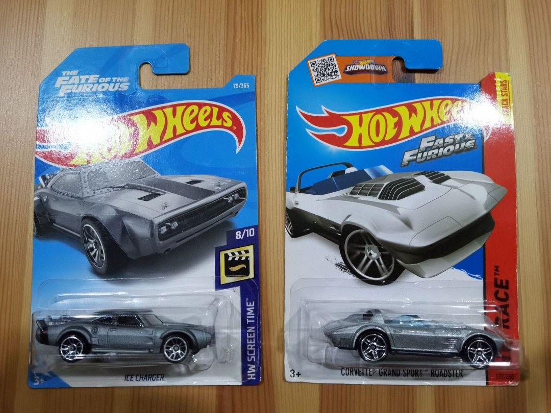 Hot Wheels Ice Charger Fate of the Furious and Corvette Grand