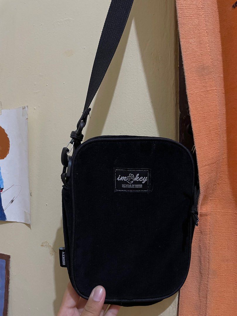 imokey sling bag on Carousell