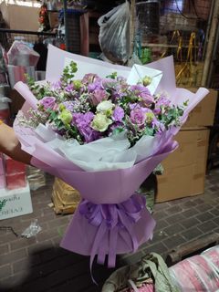 imported flowers (Boquet Arrangement )