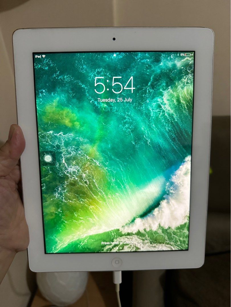 iPad 4th Generation 28Gb (Category: iPad) located in Manila. Submitted by ppcruz0116 (Listing ID 1245245504, Image 1). Description: SERIES: Used IPad 4th Generation STORAGE: 28GB Software: iOS 10.3.3 -Outdated na other Apps - Excellent quality sound - Long battery life but the charging time takes 6 hrs to 8 hrs. - performance 100% -dents on the side -no charger.