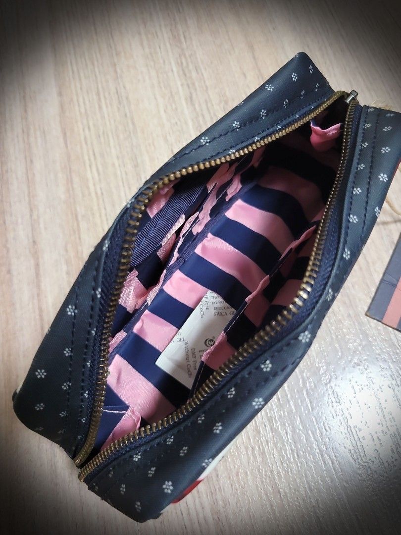 Jack wills makeup bag shop