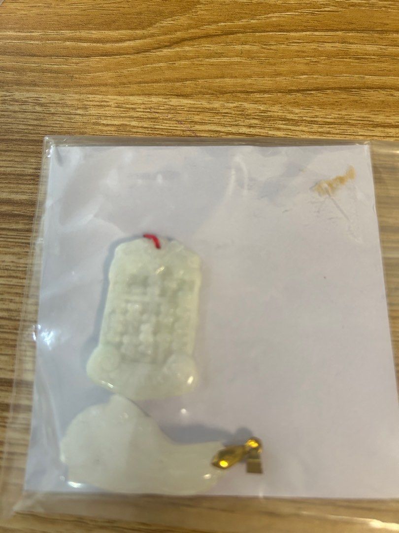 Jade (Category: Precious Stones) located in Singapore. Submitted by rednbleu (Listing ID 1213356608, Image 10). Description: Buddha zodiac jade collection. Pm if keen. Come with certificate. .