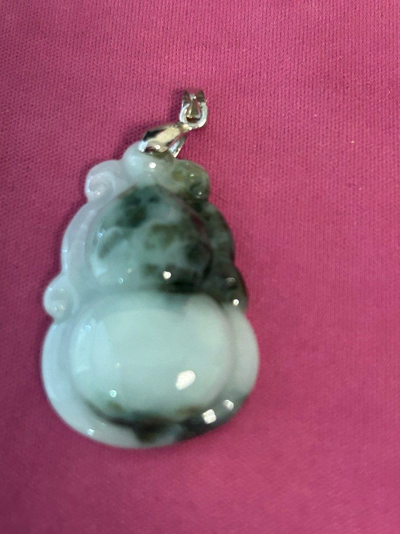 Jade (Category: Precious Stones) located in Singapore. Submitted by rednbleu (Listing ID 1213356608, Image 7). Description: Buddha zodiac jade collection. Pm if keen. Come with certificate. .