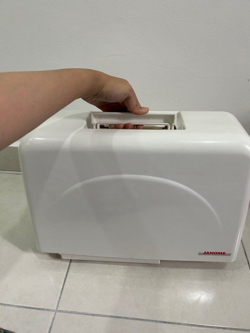 Janome Harmony 2049 Sewing Machine Complete Set, Hobbies & Toys, Stationery & Craft, Craft