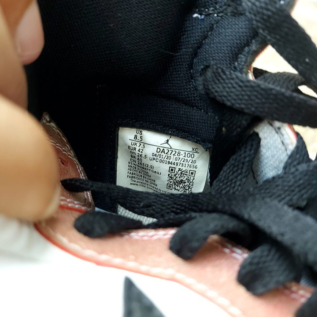 Jordan 1 Retro High Trophy Room Chicago Size 42 on Carousell