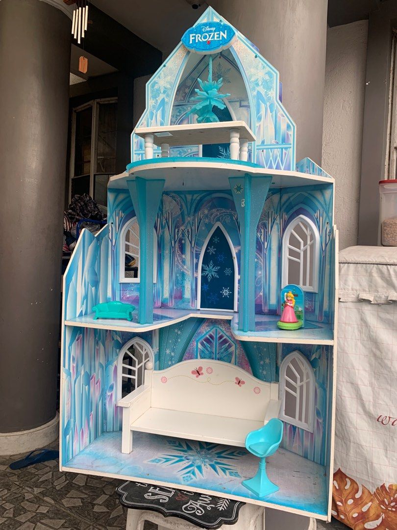 Kidkraft frozen ice castle 2025
