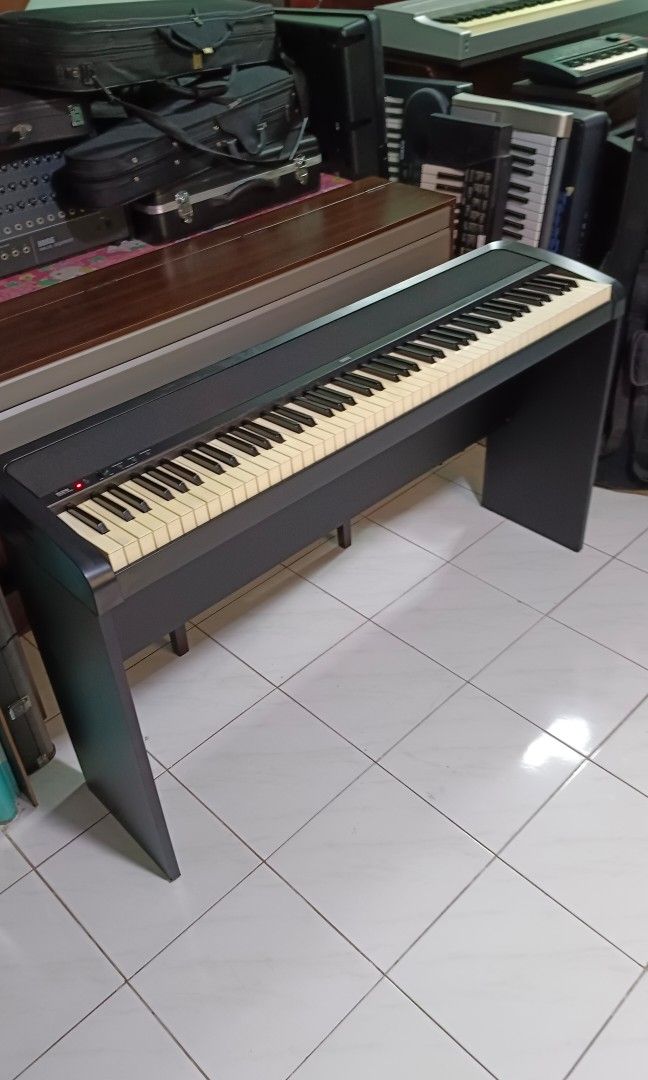 Korg b2n digital keyboard piano (Category: Musical Instruments) located in Paranaque City. Submitted by yourhonorvoy (Listing ID 1245301293, Image 3). Description: 07-26-23 New arrival from japan🇯🇵 Korg b2 digital piano 18k only With adapter(autovolts) With minimal scratches only Note:🫰 Walang pedal na kasama💪💪💪 😍No issue sa performance,Ganda Ng tunog 👍Payment thru cash, bank transfer, gcash or in any remittance center 🚚We do shipping👍v