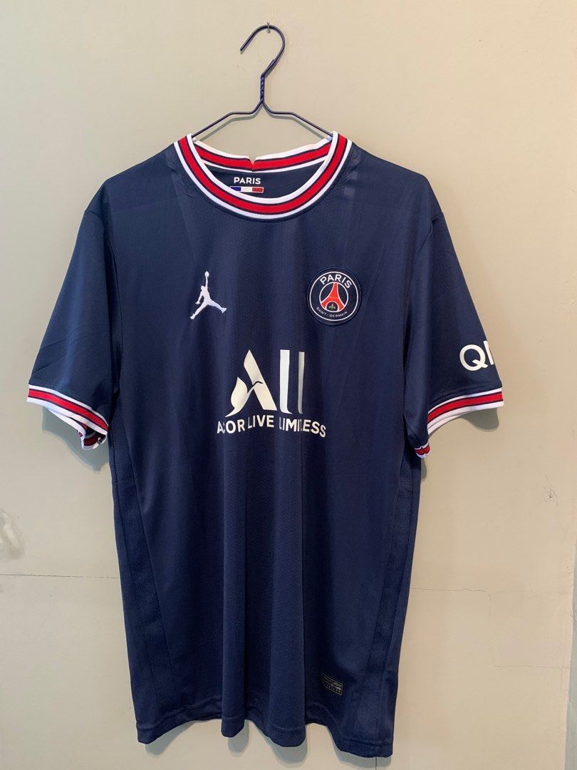 Maillot PSG Domicile 2023-2024 – Version Player MBAPPÉ #7 – Taille M (Occasion)