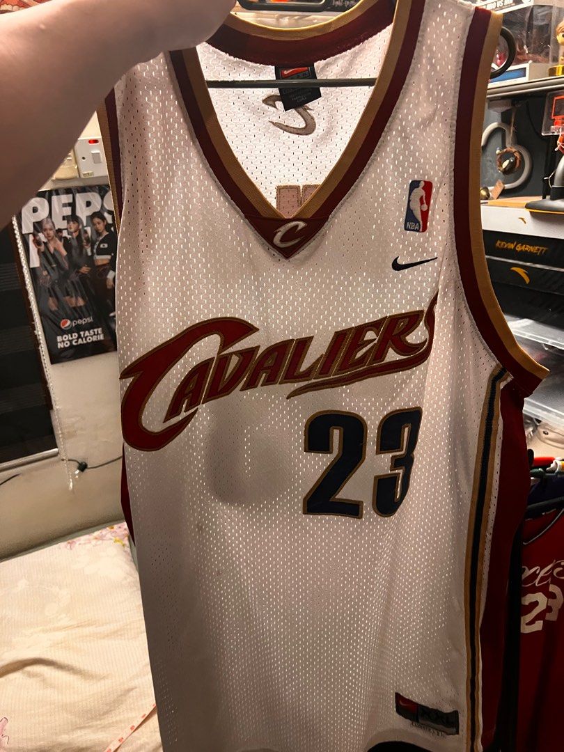 Lebron james vintage cavs jersey hotsell