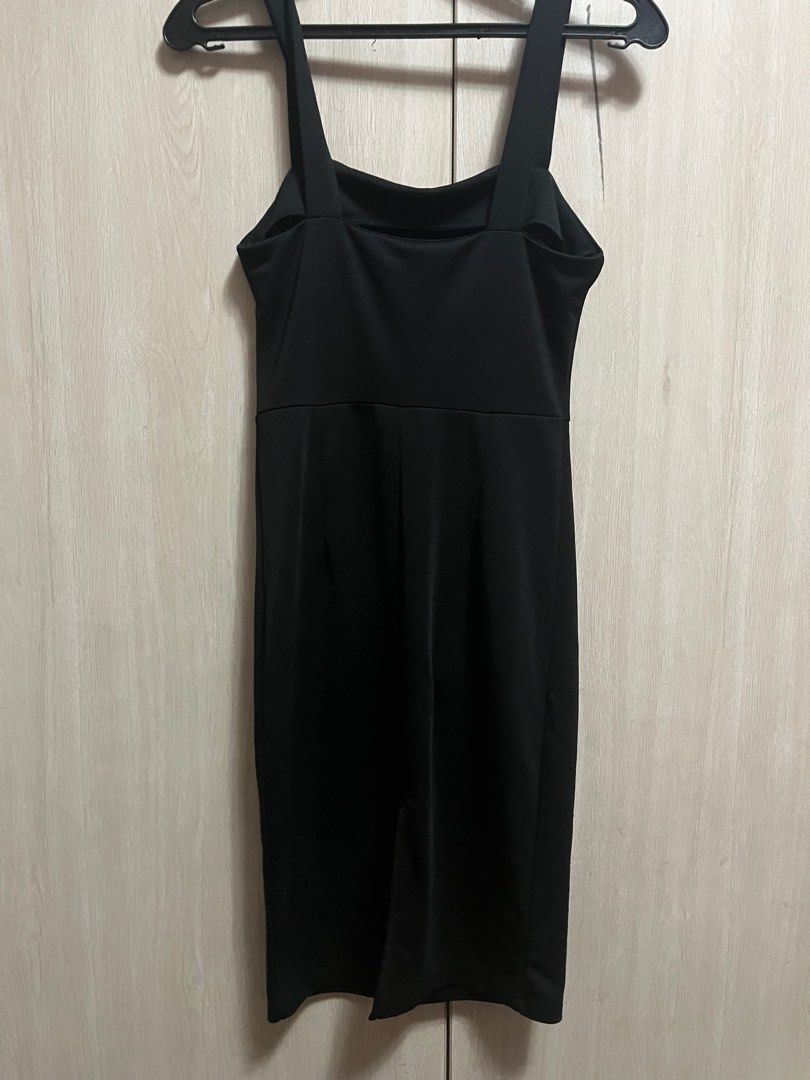 Little Black Dress (Category: Dresses) located in Quezon City. Submitted by ag.closet (Listing ID 1245343117, Image 2). Description: .