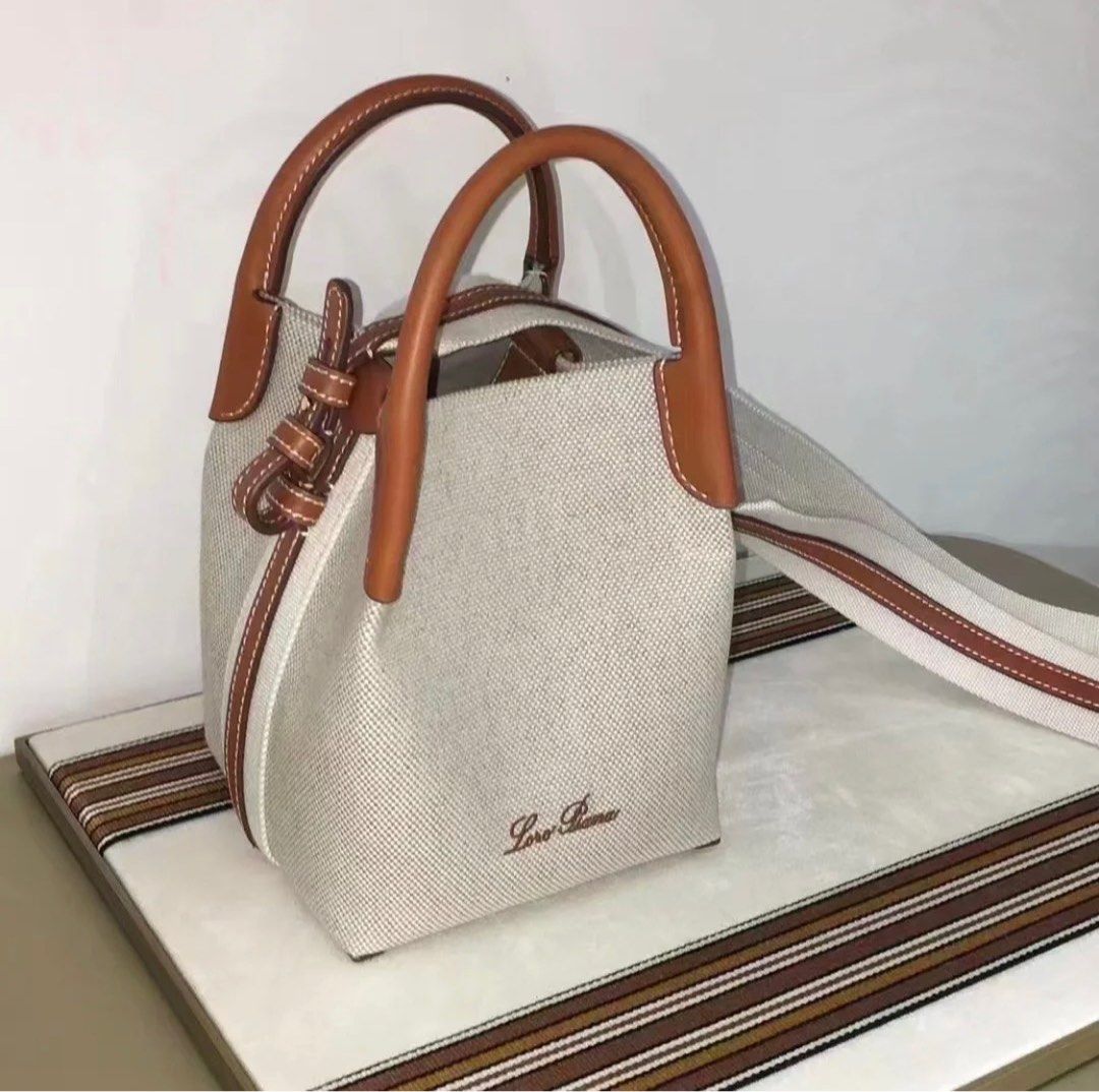 Loro Piana Micro Bale bag in linen canvas, 名牌, 手袋及銀包- Carousell