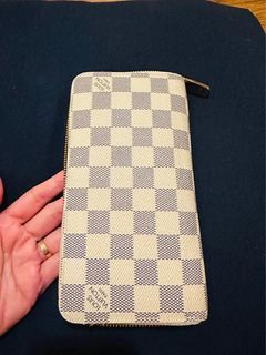 Louis Vuitton Corgi Wallet / Card Holder, Women's Fashion, Bags & Wallets,  Wallets & Card Holders on Carousell