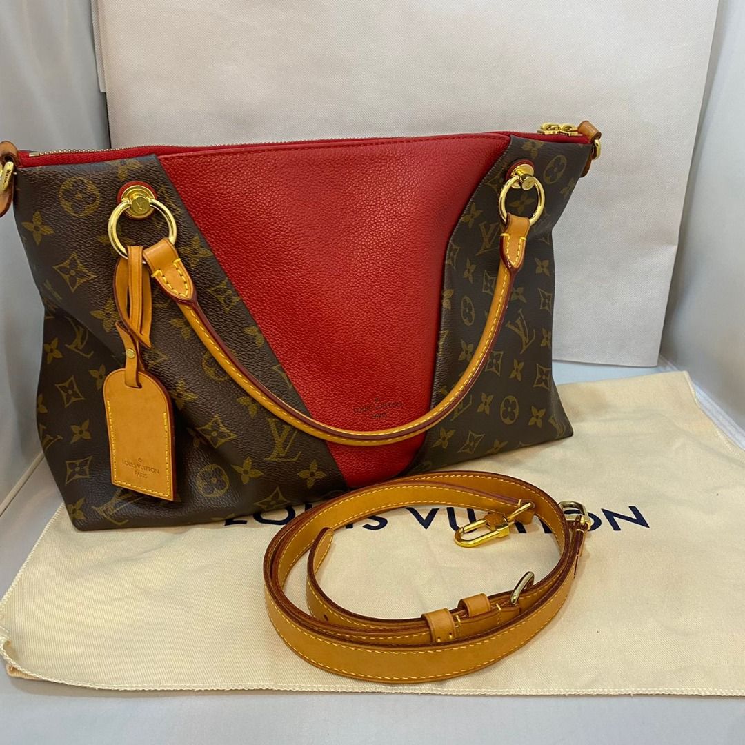 Louis Vuitton V Tote MM, Luxury, Bags & Wallets on Carousell