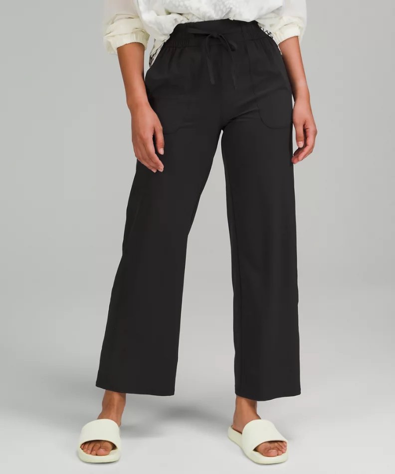 lululemon Pull-On Mid-Rise Wide-Leg Pant 28, Women's Fashion, Bottoms,  Other Bottoms on Carousell