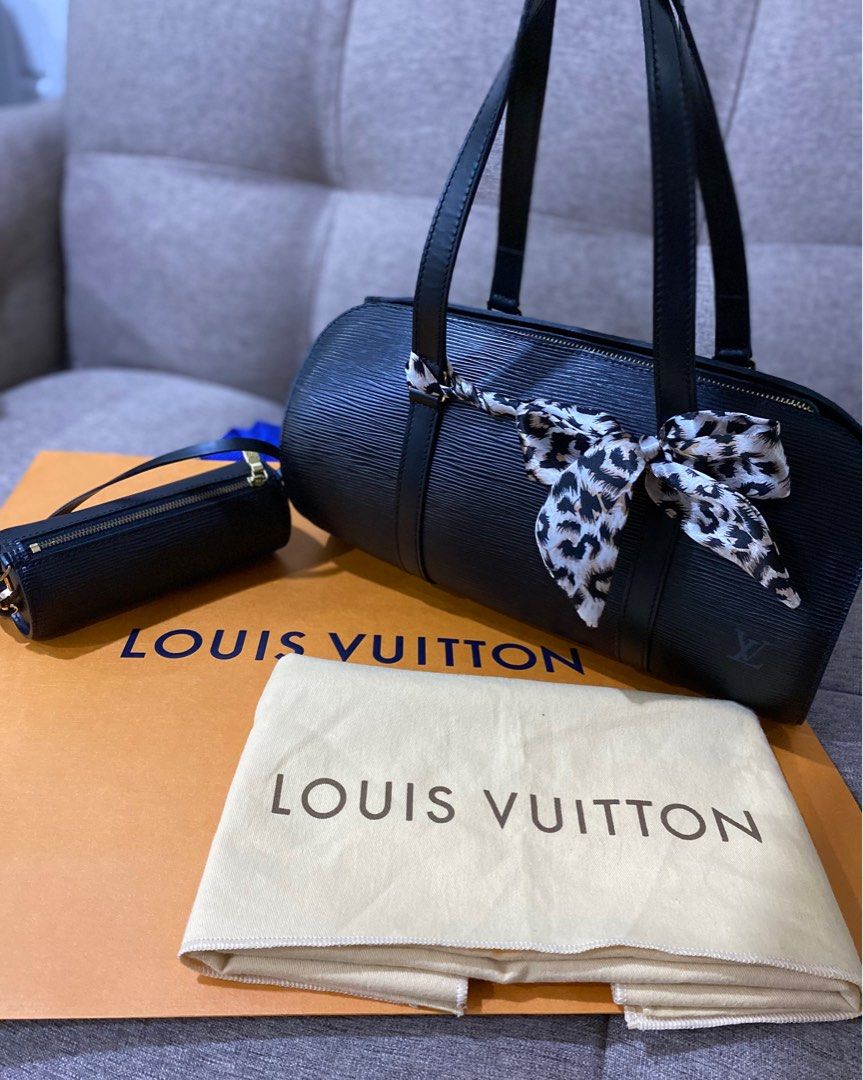Louis Vuitton Louis Vuitton Pochette Papillon Black Epi Leather