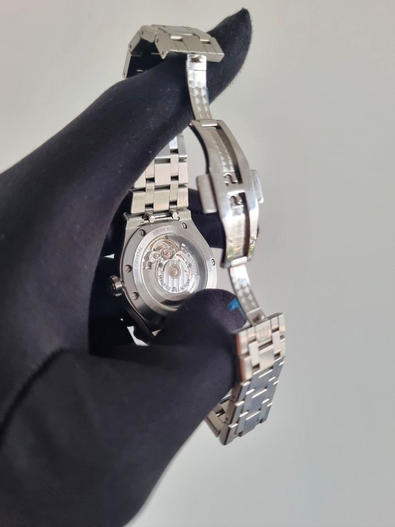 MAURICE LACROIX AIKON AUTOMATIC 39MM AI6007 SS002 430 1 BLUE
