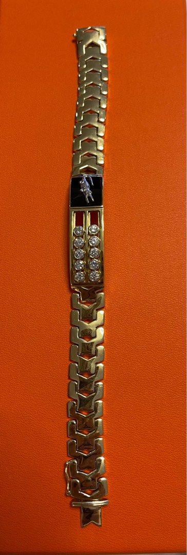 Men s bracelet with dancing diamonds Men s Fashion Watches Accessories Jewelry on Carousell
