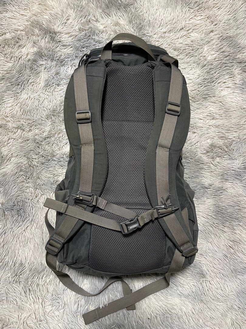 MYSTERY RANCH Front Backpack, Men's Fashion, Bags, Backpacks on Carousell