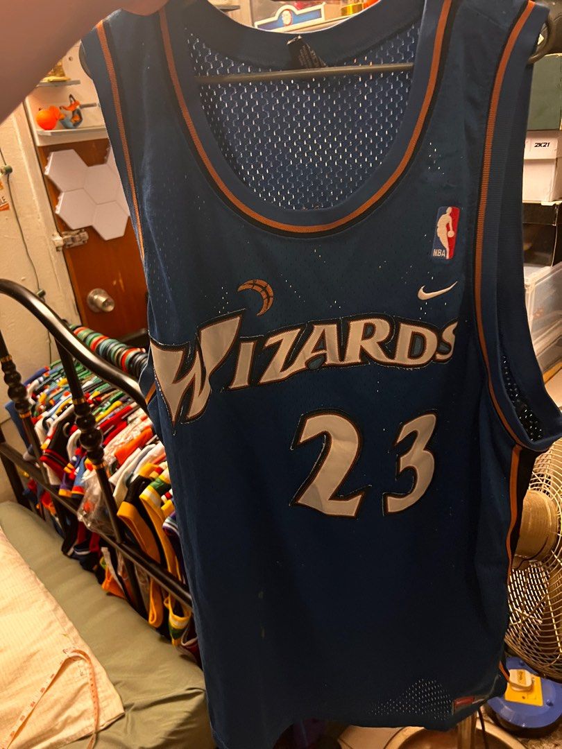 Michael jordan online nike swingman jersey