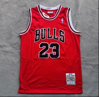 Michael Jordan legendary bulls black jersey, Men's Fashion, Activewear on  Carousell