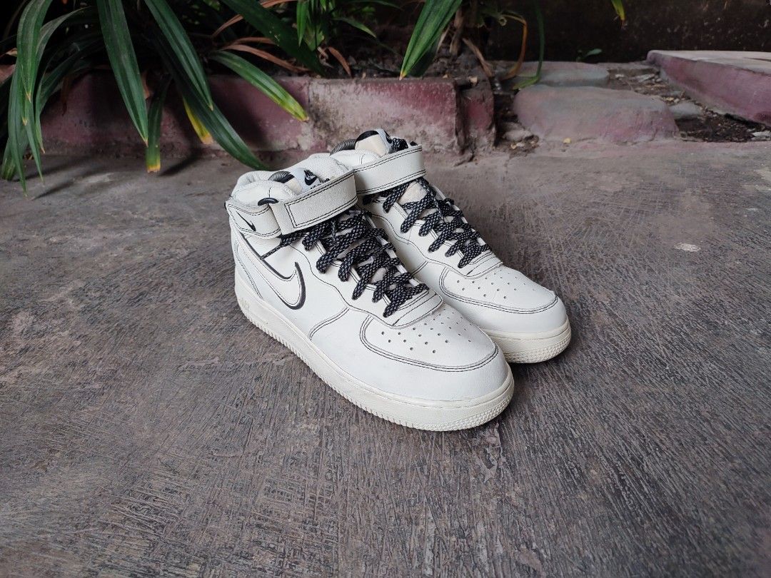 Air force 1 mid demon store